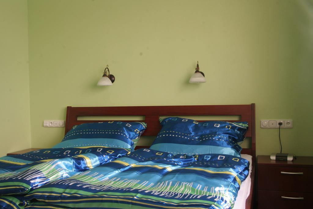 Camping Oase Praha Zlatníky Quarto foto